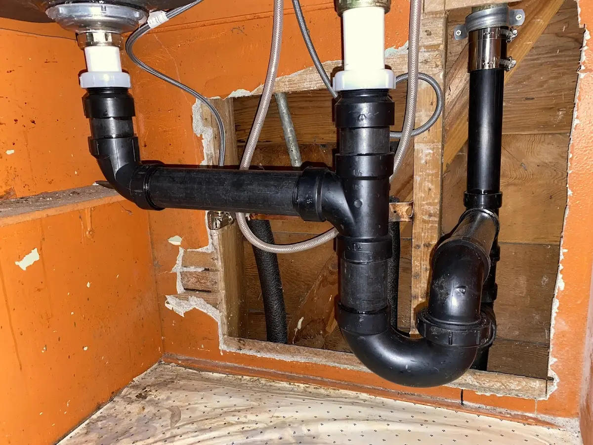 Professional Pipe Bursting equipment and tools on the job in Makaha